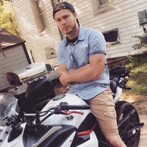 Meet your Posher, Johnnie